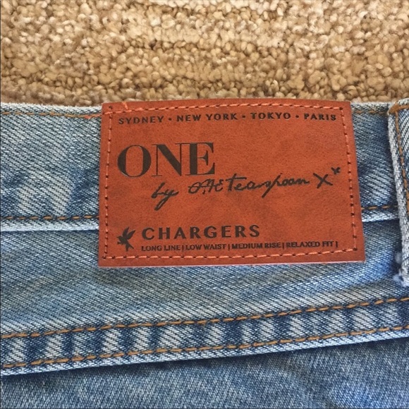 SOLD One teaspoon chargers 30 - Picture 6 of 8